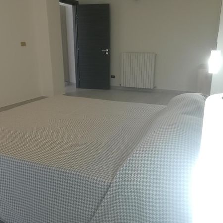 Home Mazzei Piazza Bilotti Cosenza Chambre photo
