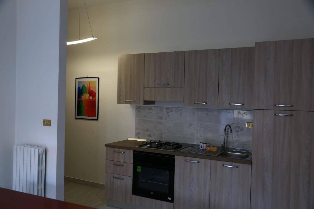 Home Mazzei Piazza Bilotti Cosenza Chambre photo