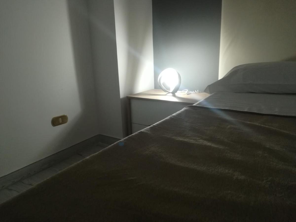 Home Mazzei Piazza Bilotti Cosenza Chambre photo